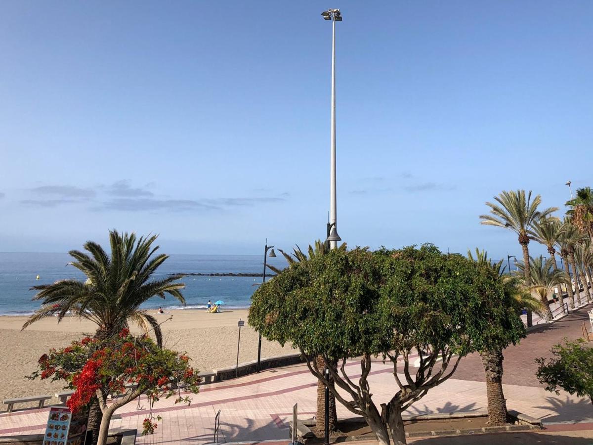 Playa De Las Vistas Sea View Meerblick Free Wifi Арона Екстериор снимка